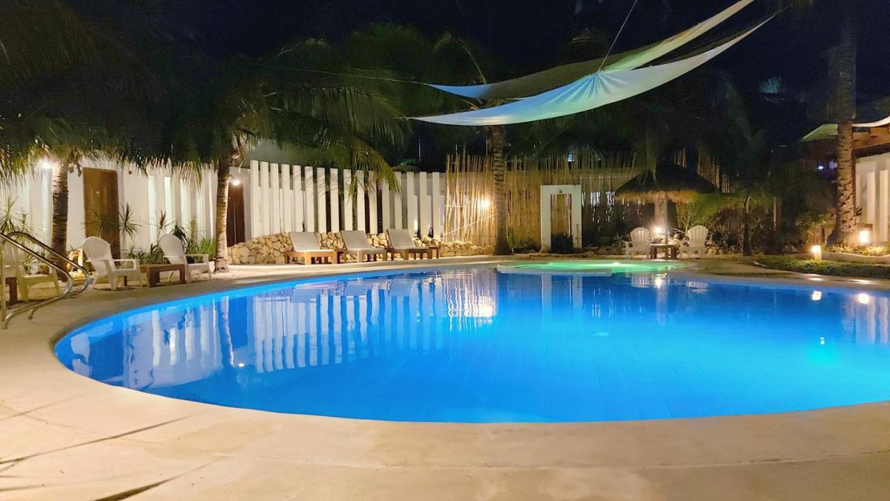 Urban Sands Hotel Iloilo Eksteriør bilde